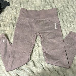 Gymshark leggings basically brand new. Size small/medium.